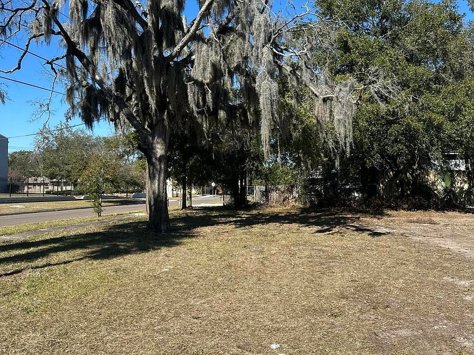 2nd image of 1307 ODESSA Street
