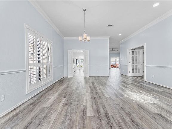 5th image of 5007 Harbour Town Ct