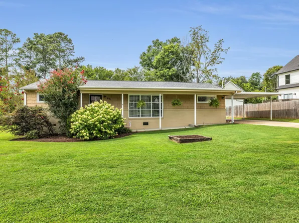 991 Joe Engel Dr, Chattanooga, TN 37421