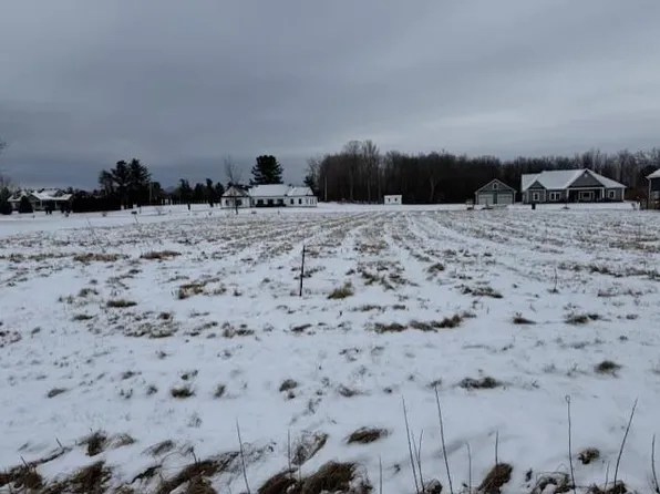 14 Saint Lawrence Cres, Waddington, NY 13694