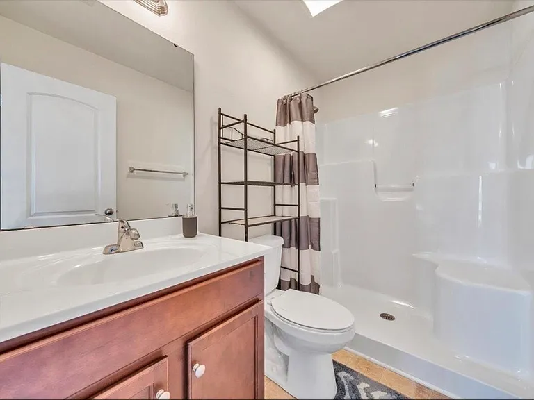 6810 Village Green Dr — Photo 15