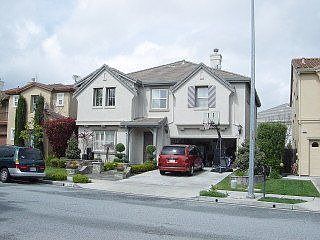 1st image of 2325 Faircrest Dr