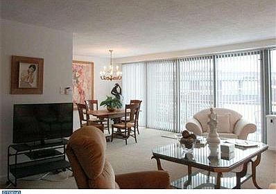 4th image of 2401 Pennsylvania Ave APT 4B30