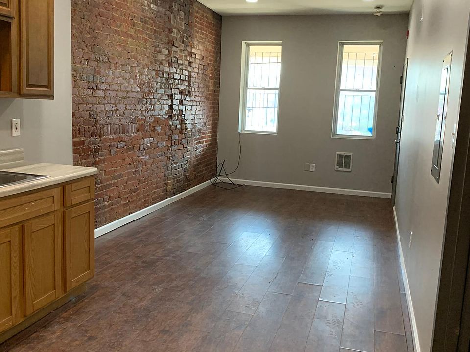 1st image of 1938 E Elkhart St Floor 1
