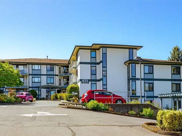 651 Jolly Pl #102, Saanich, BC V8Z 6R9
