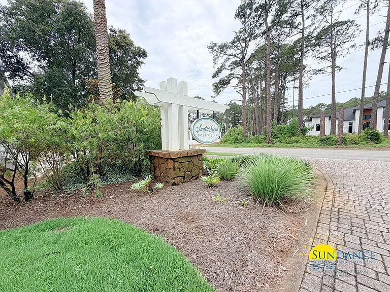 137 Golf Villa Dr — Photo 45