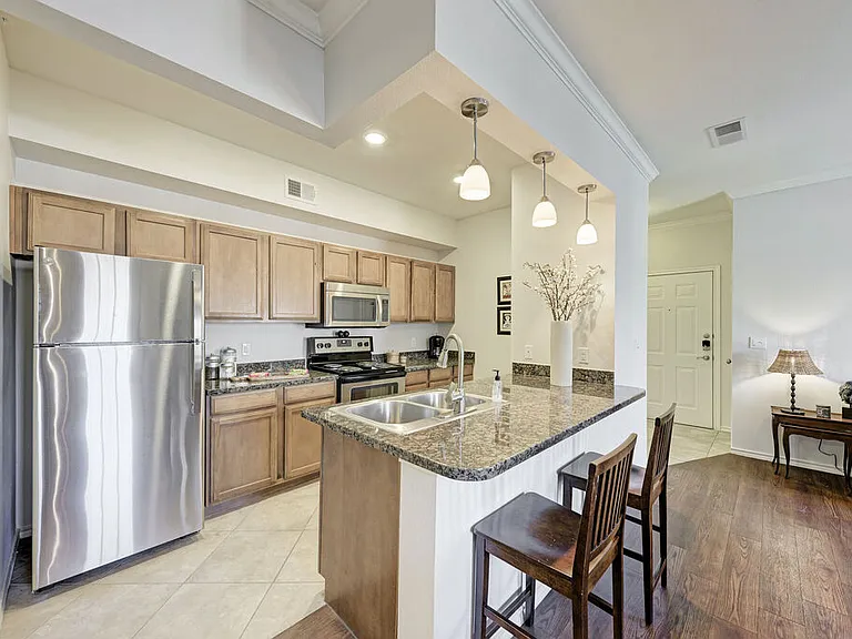 Riverhorse Ranch Apartments II — Photo 10