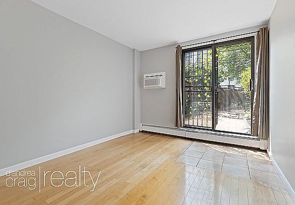 5th image of 72 President St APT 1
