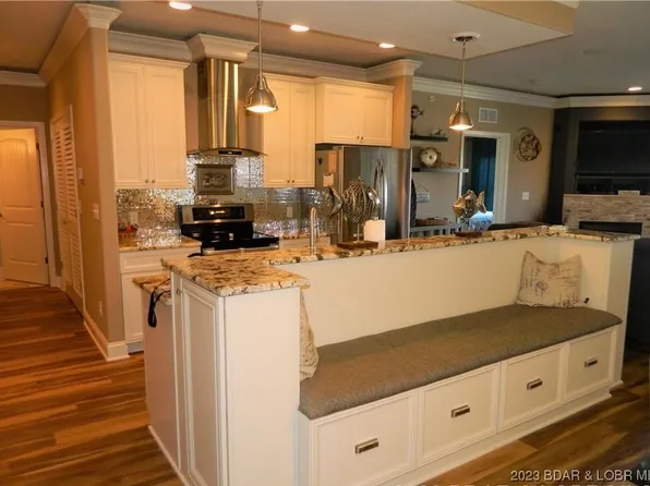 183 Upper Monarch Cove Drive #2C, Lake Ozark, MO 65049