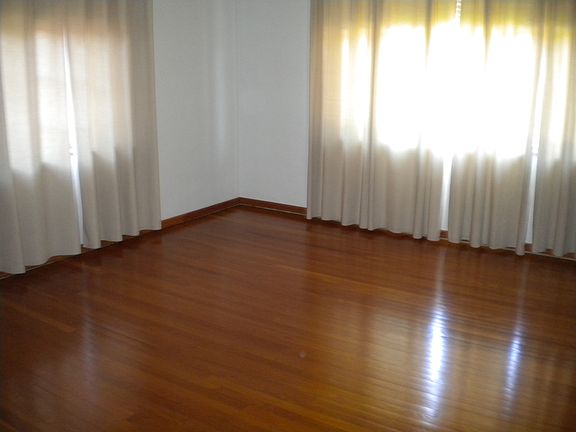 3rd image of 3916 Arlington Ave APT 2