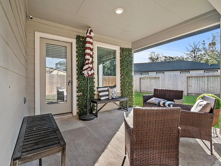 12932 Wempe Way — Photo 31