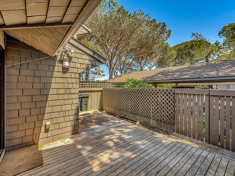 4 W Harbor Dr — Photo 39