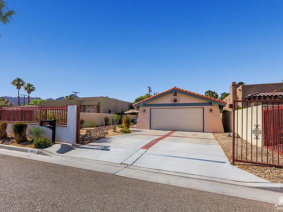 4th image of 78670 Bottlebrush Dr