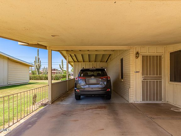 4th image of 11016 W ABBOTT Avenue