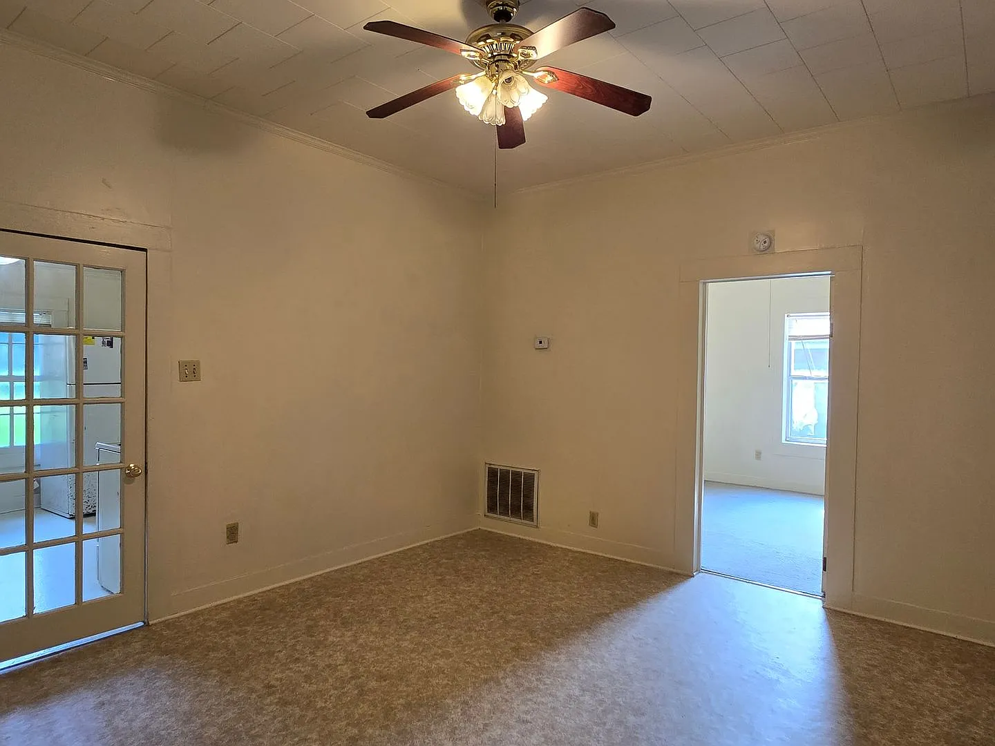 1014 South St. - Alexandria — Photo 3