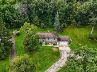 N7053 Newville Rd, Waterloo, WI 53594