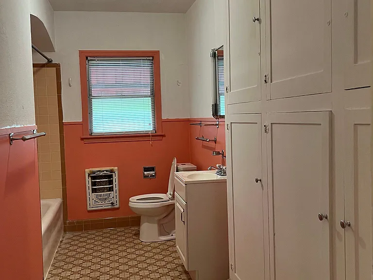 536 Fulton Ave — Photo 12