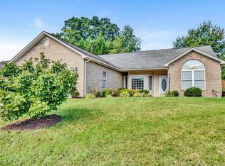 1713 McMillian Ct NW, Roanoke, VA 24019