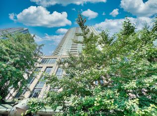 18 Yonge St #3713, Toronto, ON M5E 1Z8