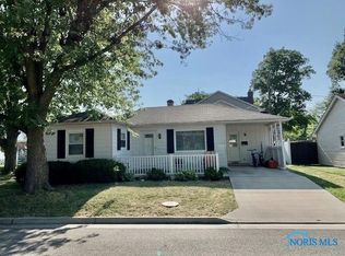 129 Elm Dr, Bryan, OH 43506