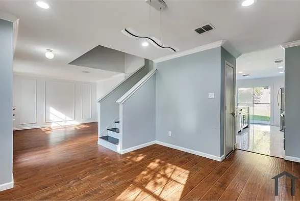 320 Mesa Verde Way — Photo 14