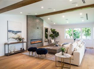 14153 Weddington St, Van Nuys, CA 91401