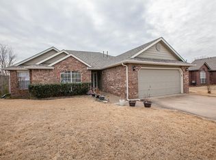 11002 E 120th Ct N, Collinsville, OK 74021