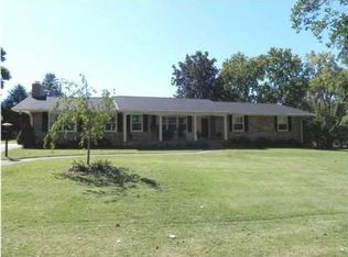 1702 Ray Jo Cir, Chattanooga, TN 37421