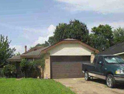 1st image of 14210 Bay Gardens Dr