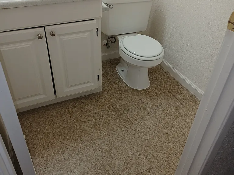 202 W Dakota Ave #113 — Photo 9