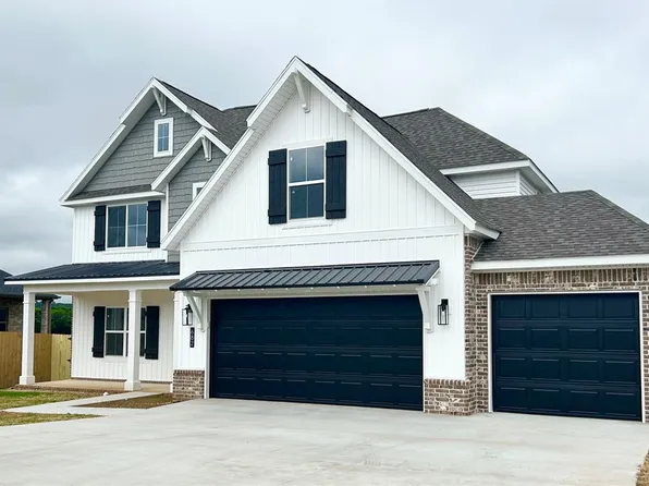 682 Summer Ln, Prairie Grove, AR 72753