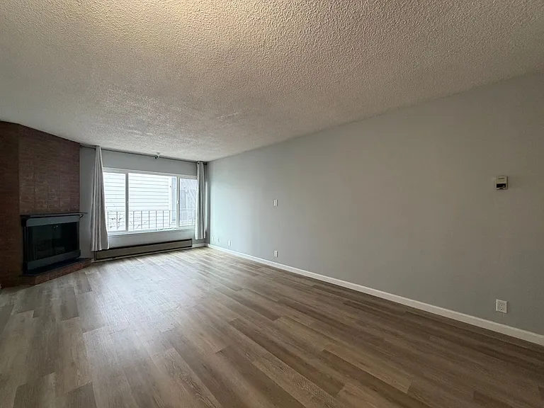 1010 Anza St #103 — Photo 11