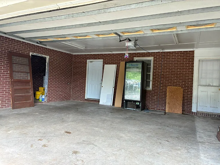3903 Shady Grove Rd — Photo 21