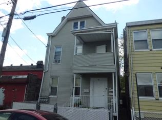 40 Elizabeth St, Paterson, NJ 07503