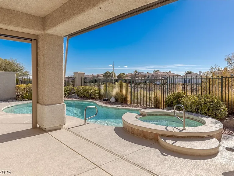 9421 Queen Charlotte Dr — Photo 80