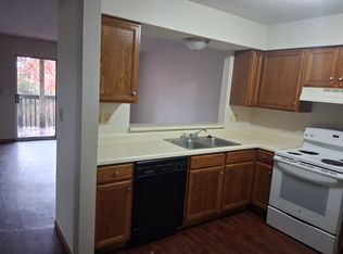 1080 Mace Rd #18, Osage Beach, MO 65065