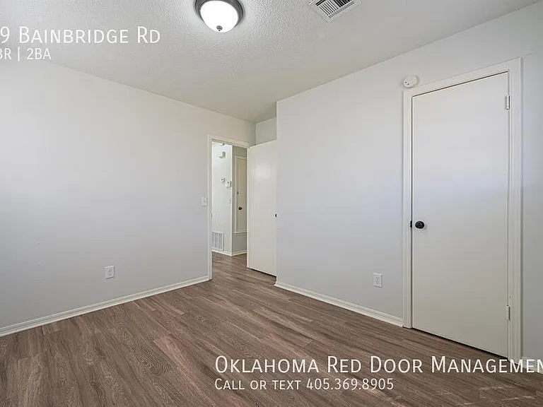 29 Bainbridge Rd — Photo 11