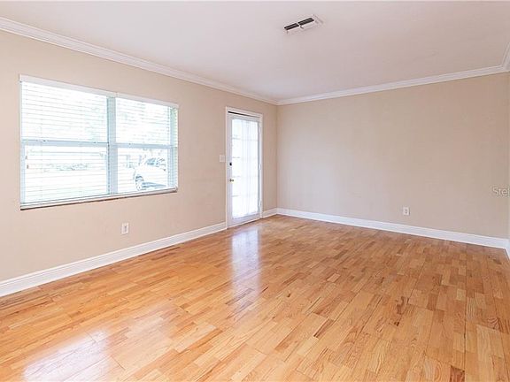 5th image of 1790 Bryan Ave