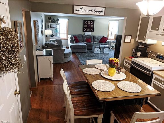 4th image of 3057 Stockbridge Dr