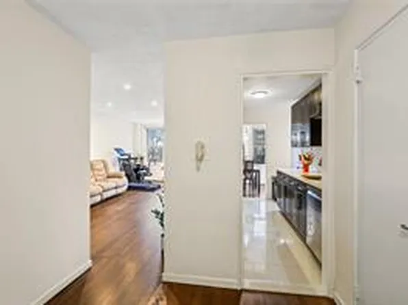 18-40 211th Street image 3 of 11