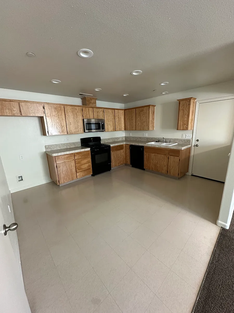 Building Photo - 3043 Bright St #3043