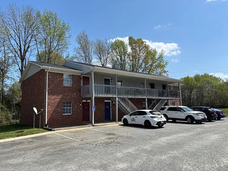 235 E Dameron Ave #X — Photo 13