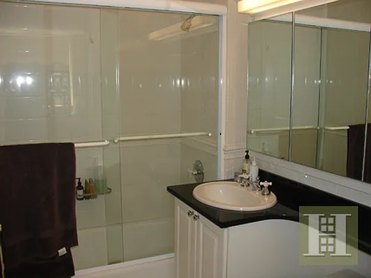 Rented by Halstead Real Estate | media 23