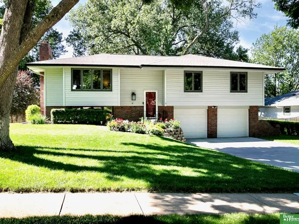 10605 Boyd St, Omaha, NE 68134