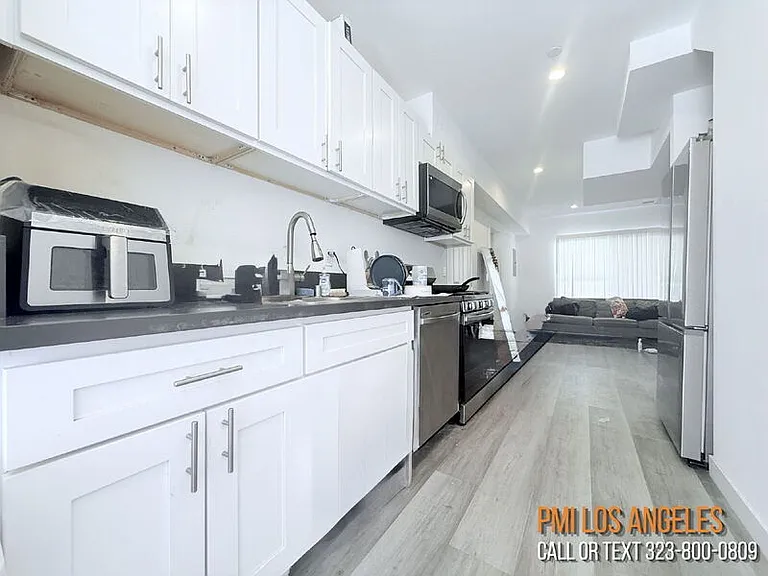 1258 Leighton Ave #B — Photo 13