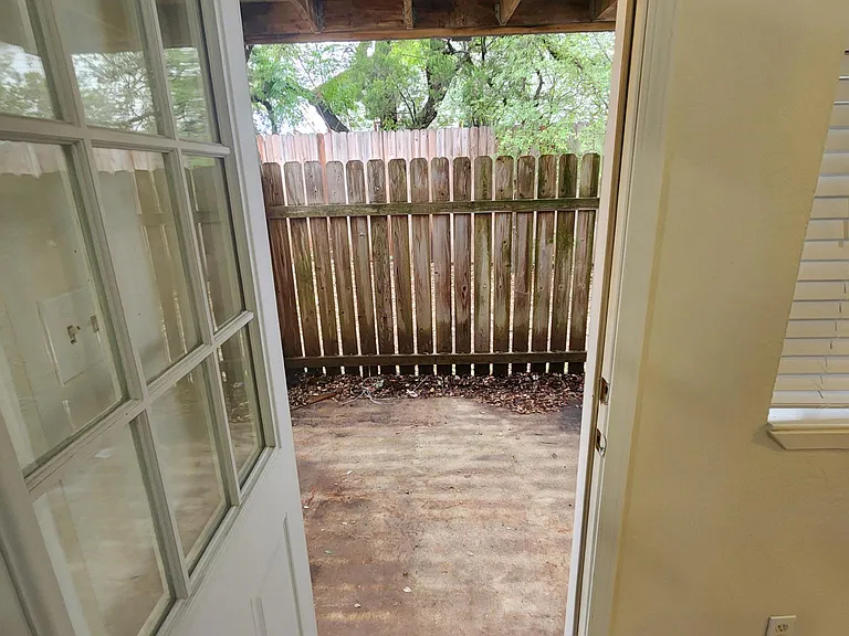 3804 Rocky Hollow Trl #A — Photo 6