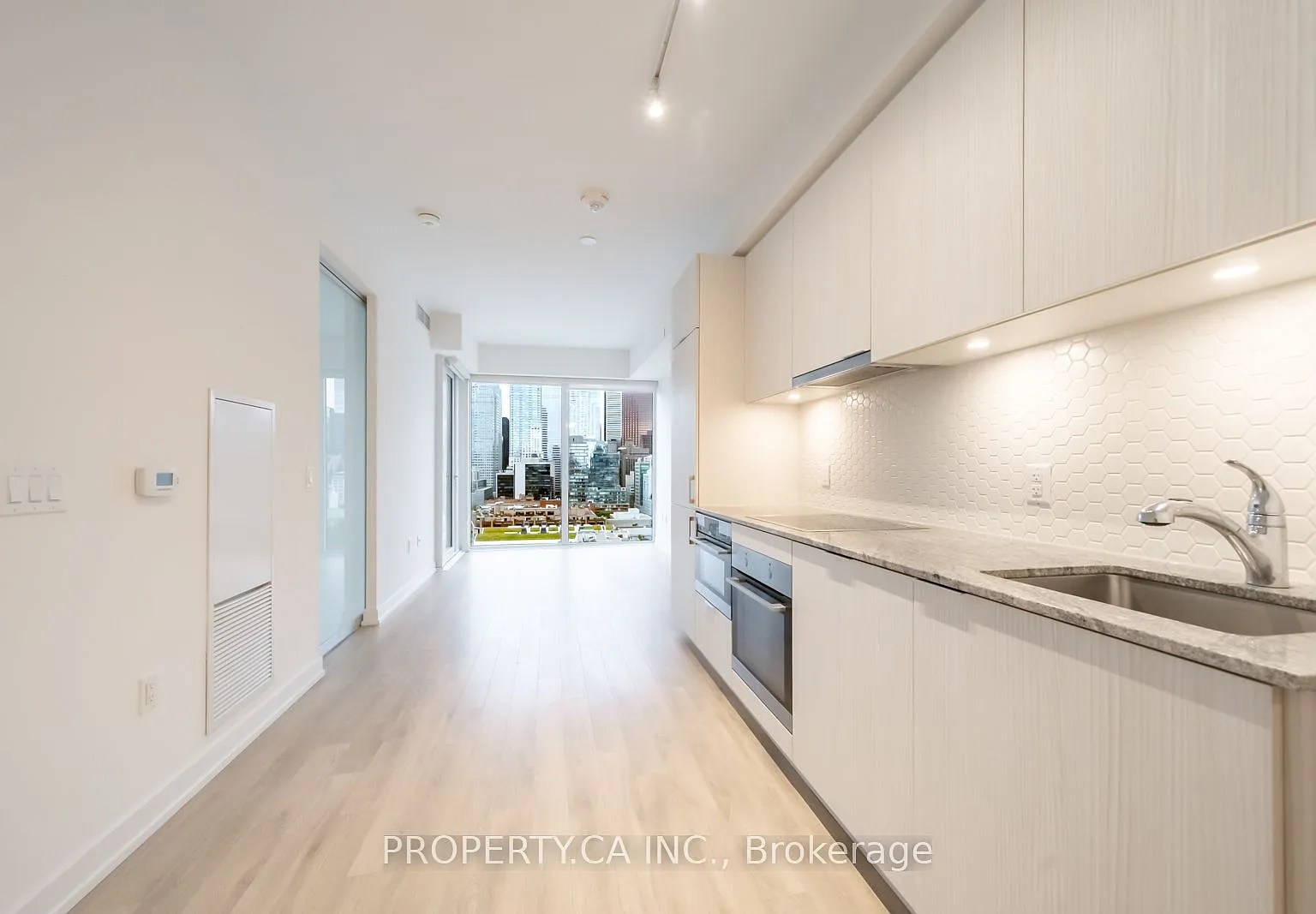 St. Lawrence Condominiums — Photo 1