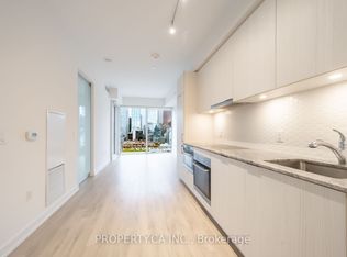 158 Front St E #1803, Toronto, ON M5A 0K9