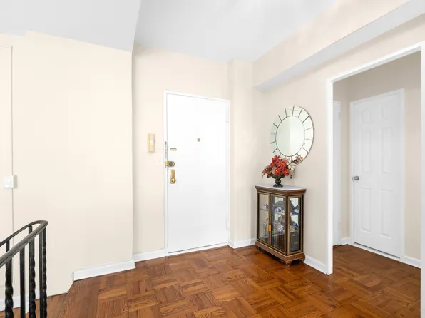 98-34 63rd Drive image 10 of 10