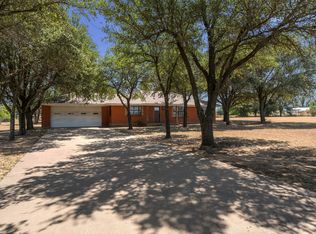 805 S Swanson Rd, Mineral Wells, TX 76067